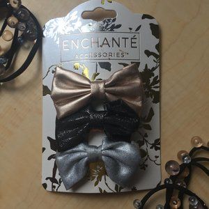3 Shimmery Medium-sized Clips with Bows